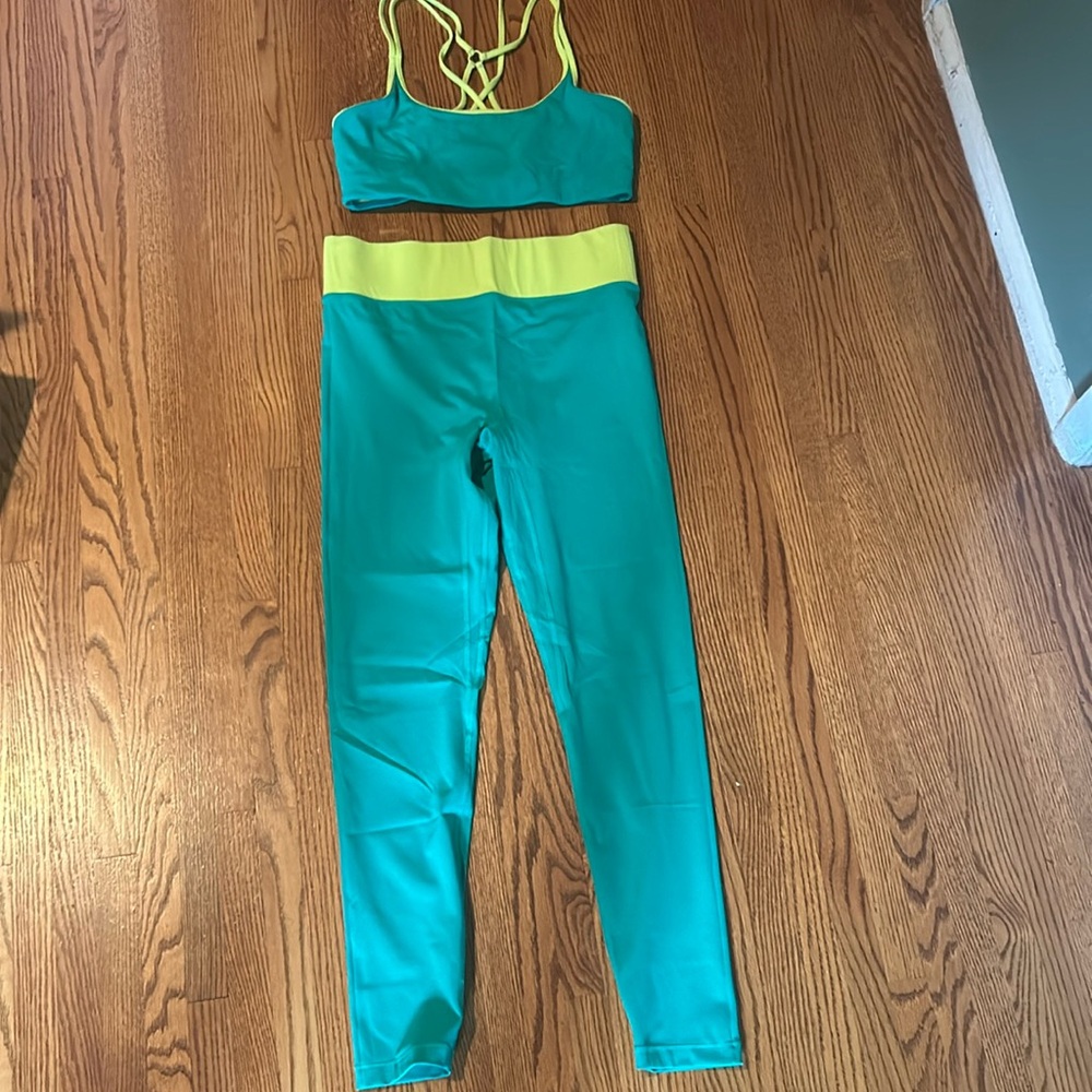 All Access Green Workout Set